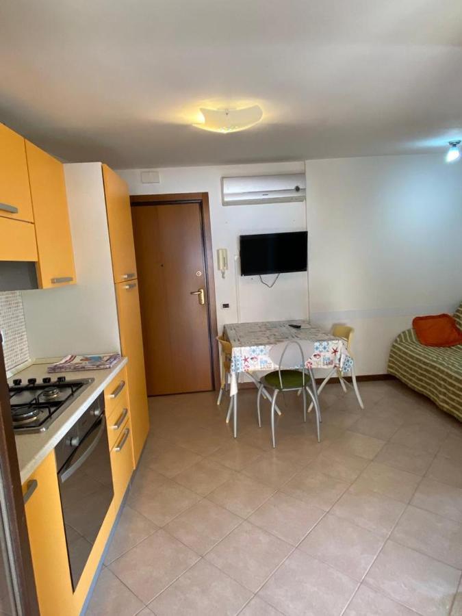 Appartamento Casa Vacanze 70M2 Alba Adriatica Dış mekan fotoğraf